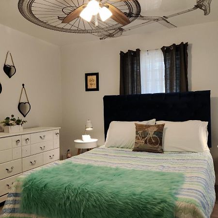 Venice Beach Within 5 Min Drive, Near The Tennis Courts And Park, Sleeps 5 Нокомис Экстерьер фото
